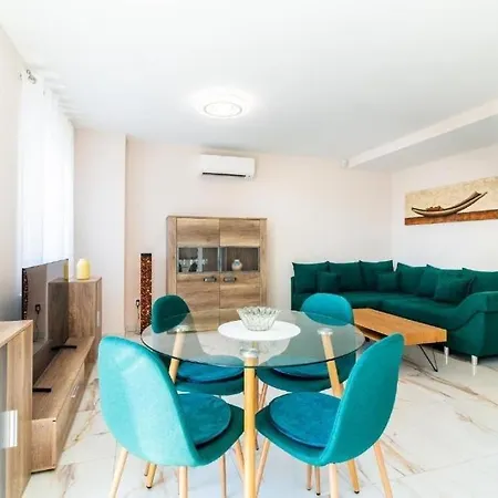 Family Friendly With A Swimming Pool Kastel Stari, - 23348 Apartment Kastela