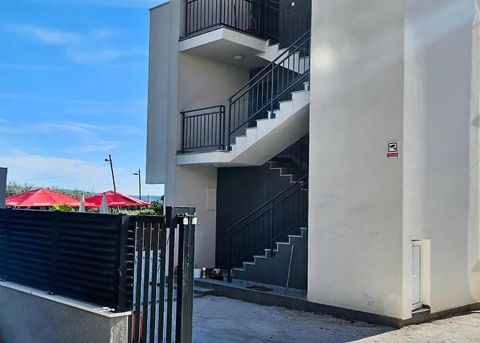 Family-friendly With Swimming Pool Kastel Stari, - 23348